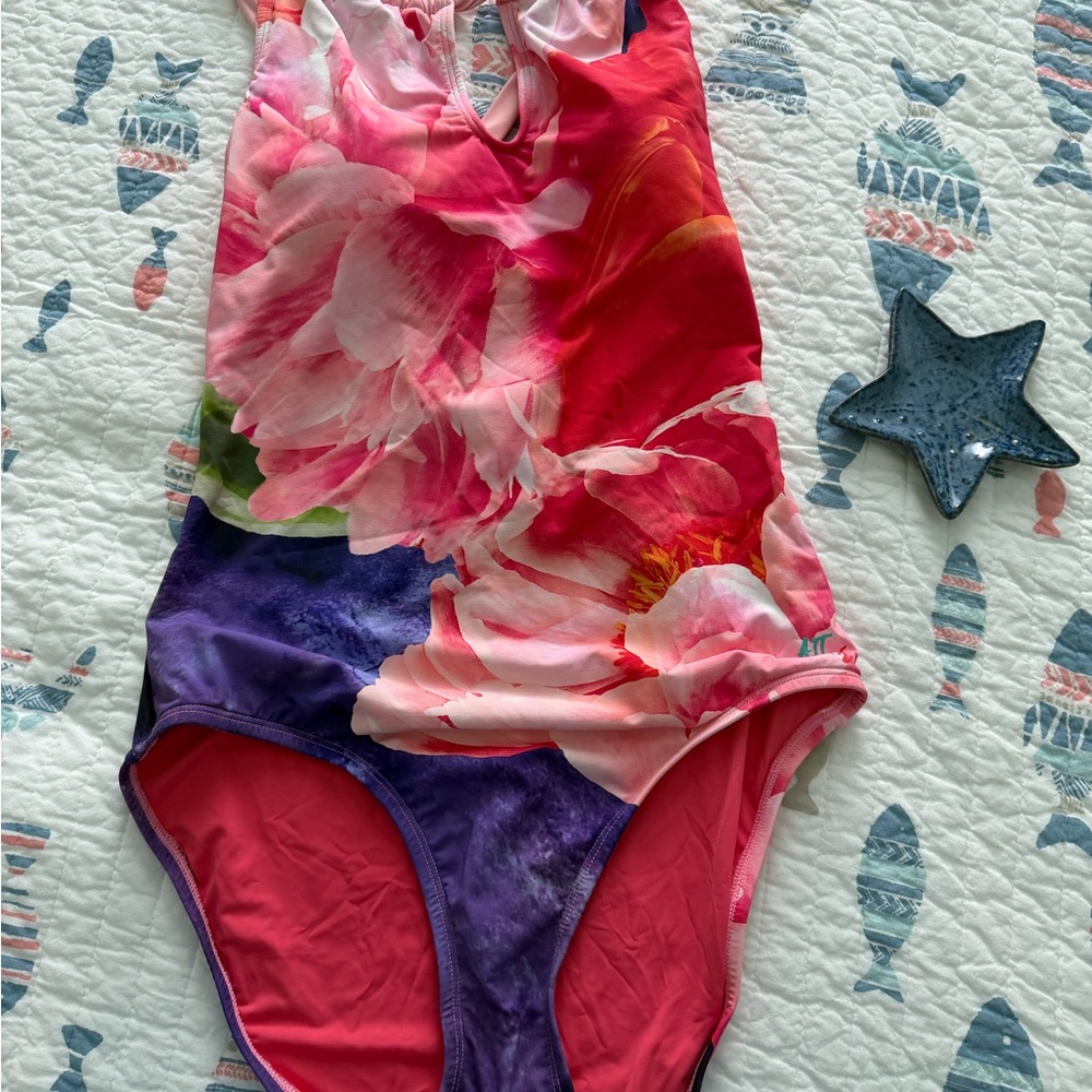 Tommy Bahama women’s  Floral One-Piece Swimsuit - Pink, Purple, Red artist serie